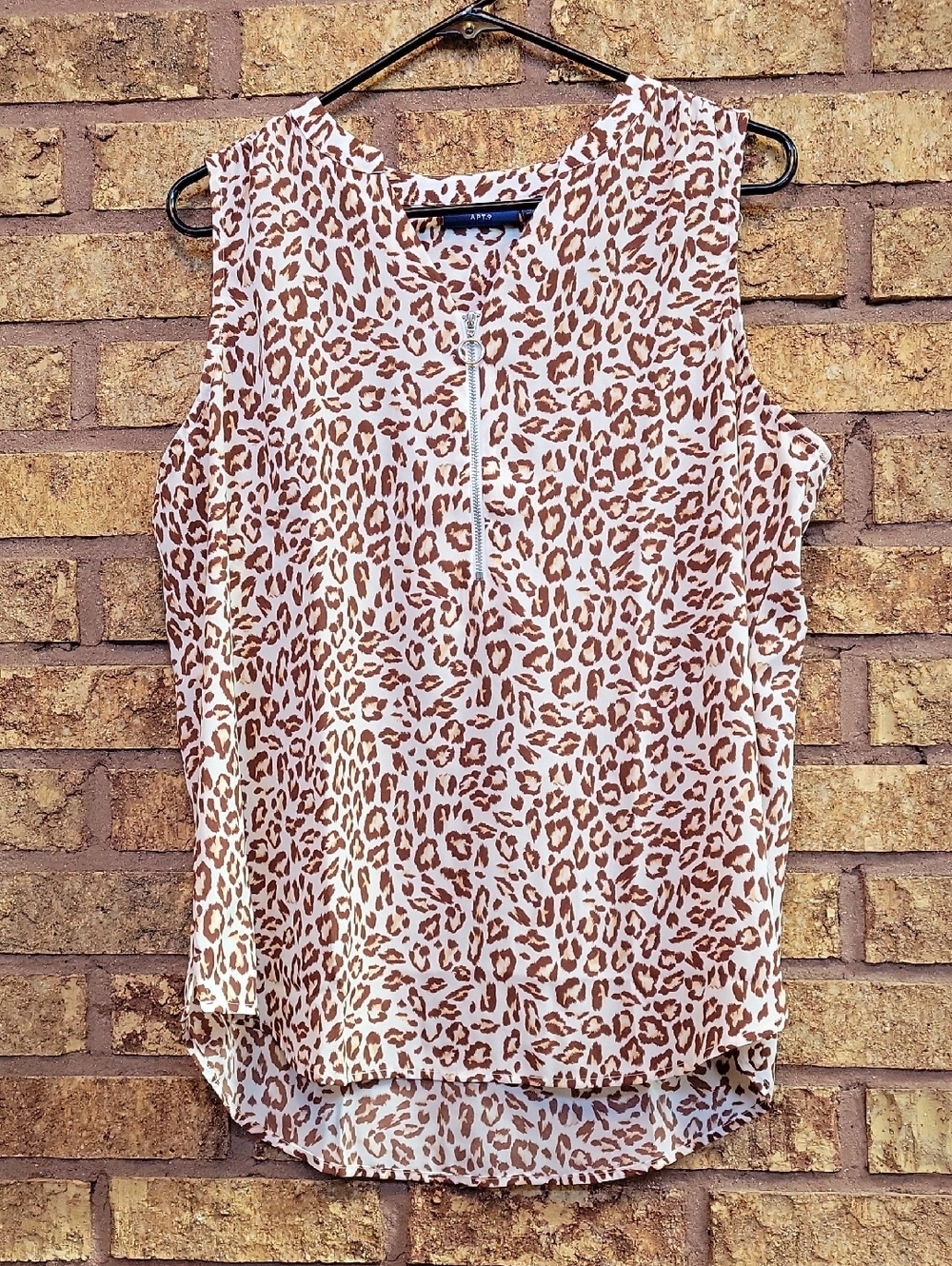 Apt. 9 Sleeveless Leopard Print Zip Front Top - Brown & White Size Large